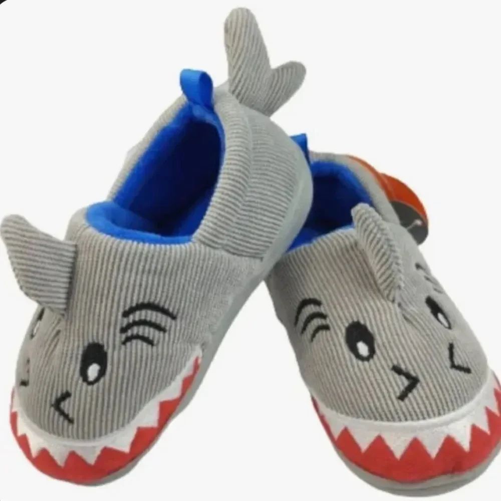 Wonder Nation Kids' Shark Slippers in Gray and Blue
